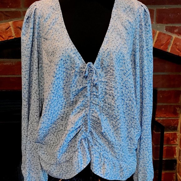 H&M Blue Floral Crop Peasant Top, Small White Flowers, Cinched Front  2XL - Picture 1 of 6